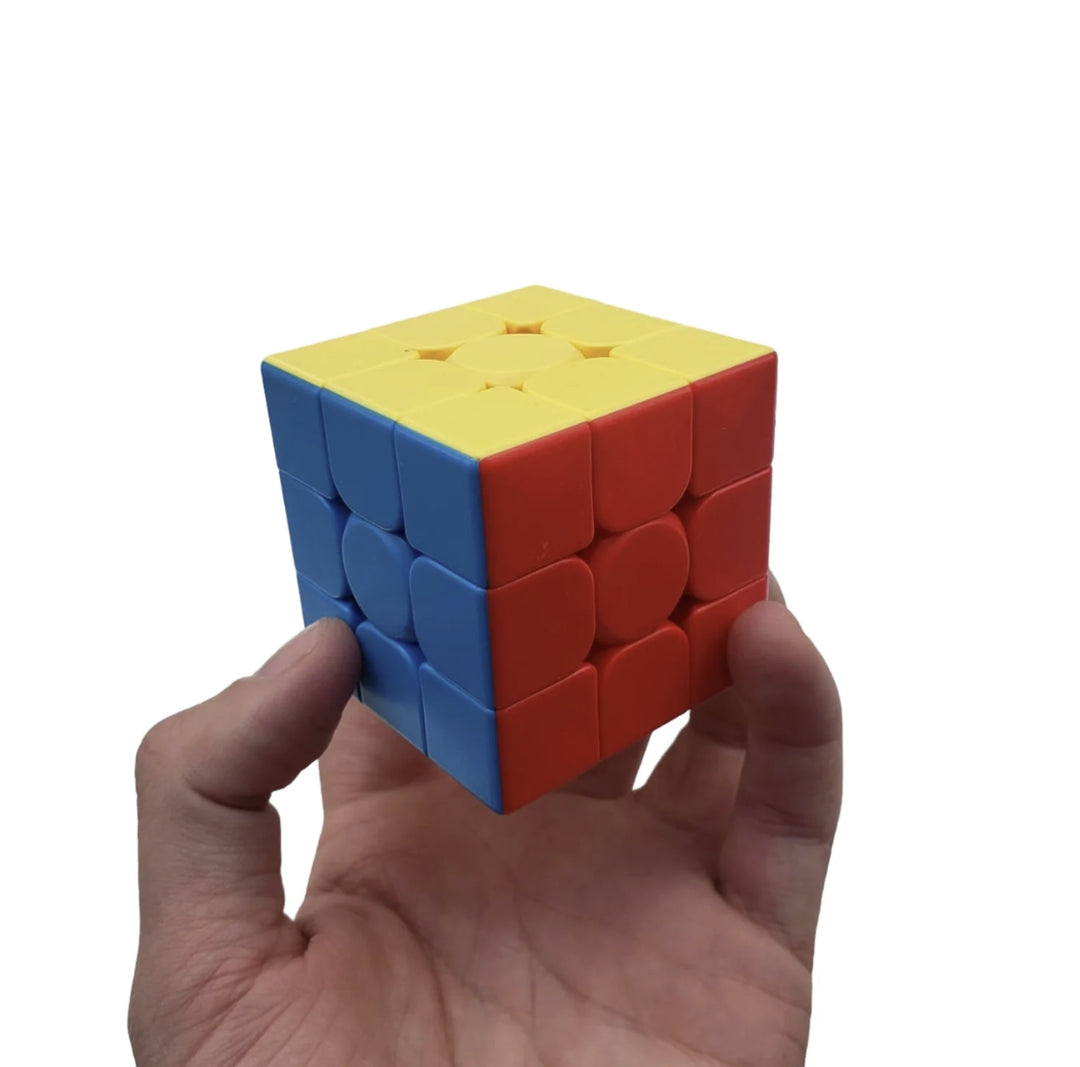 Domina el desafío tridimensional: Cómo resolver el cubo Rubik paso a paso