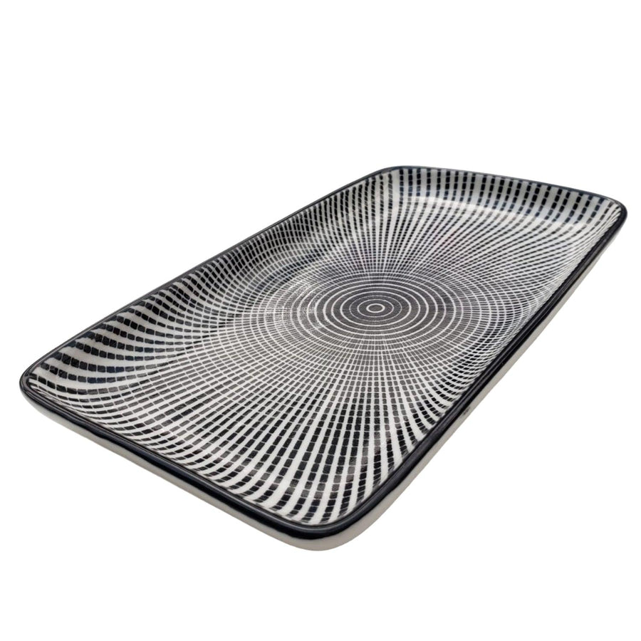 Plato Loza Diseño Negro 20.5x11cm