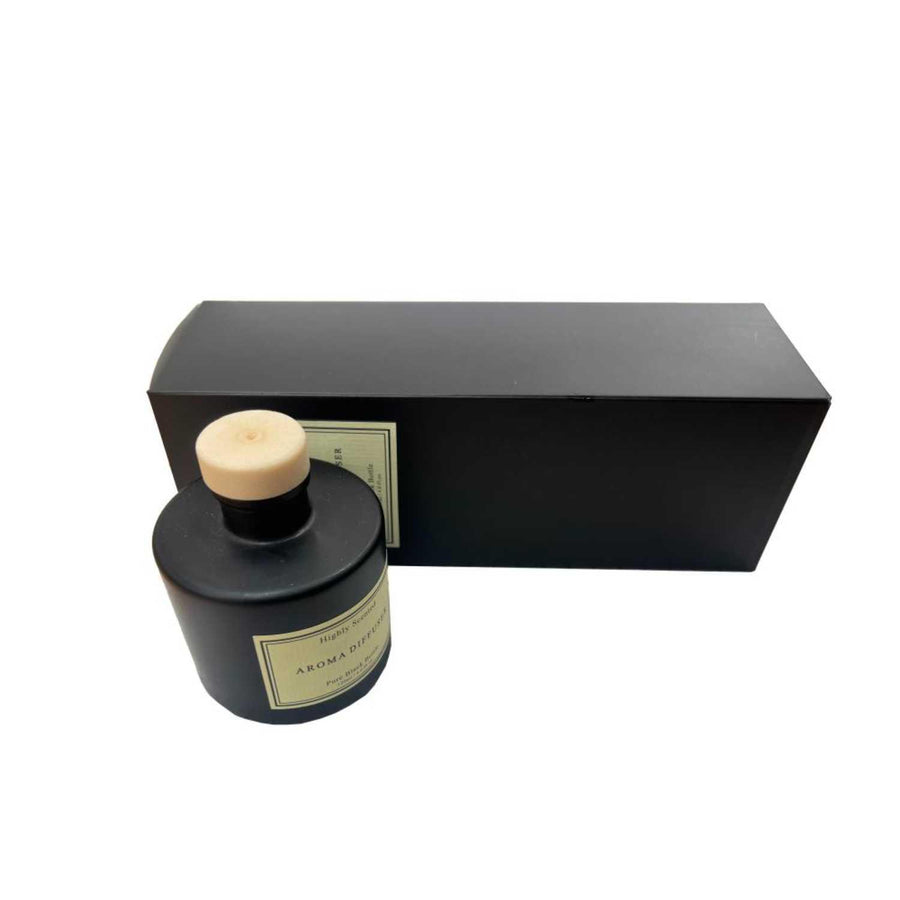 Aromatizador De Ambiente Negro 5x5x8cms Botella Vidrio